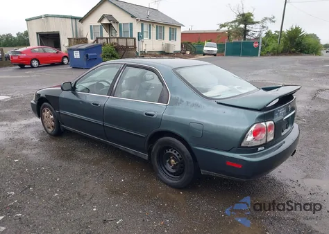 1997 Honda Accord Lx/Ex from USA, damaged, VIN 1HGCD5637VA136418